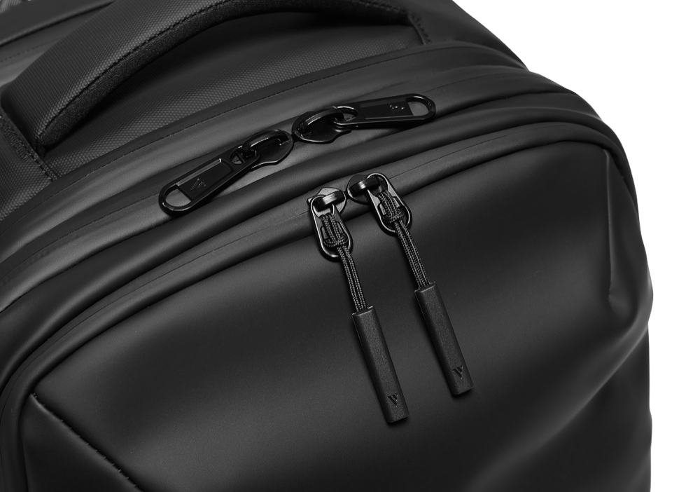 Zephyr - 60L Vortex Vacuum-Seal Travel Backpack