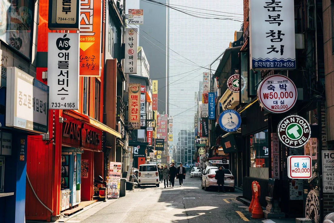 How to See Seoul in 7 Days with Only One Backpack – Packing Tips &amp; Travel Itinerary - BlackVoyage