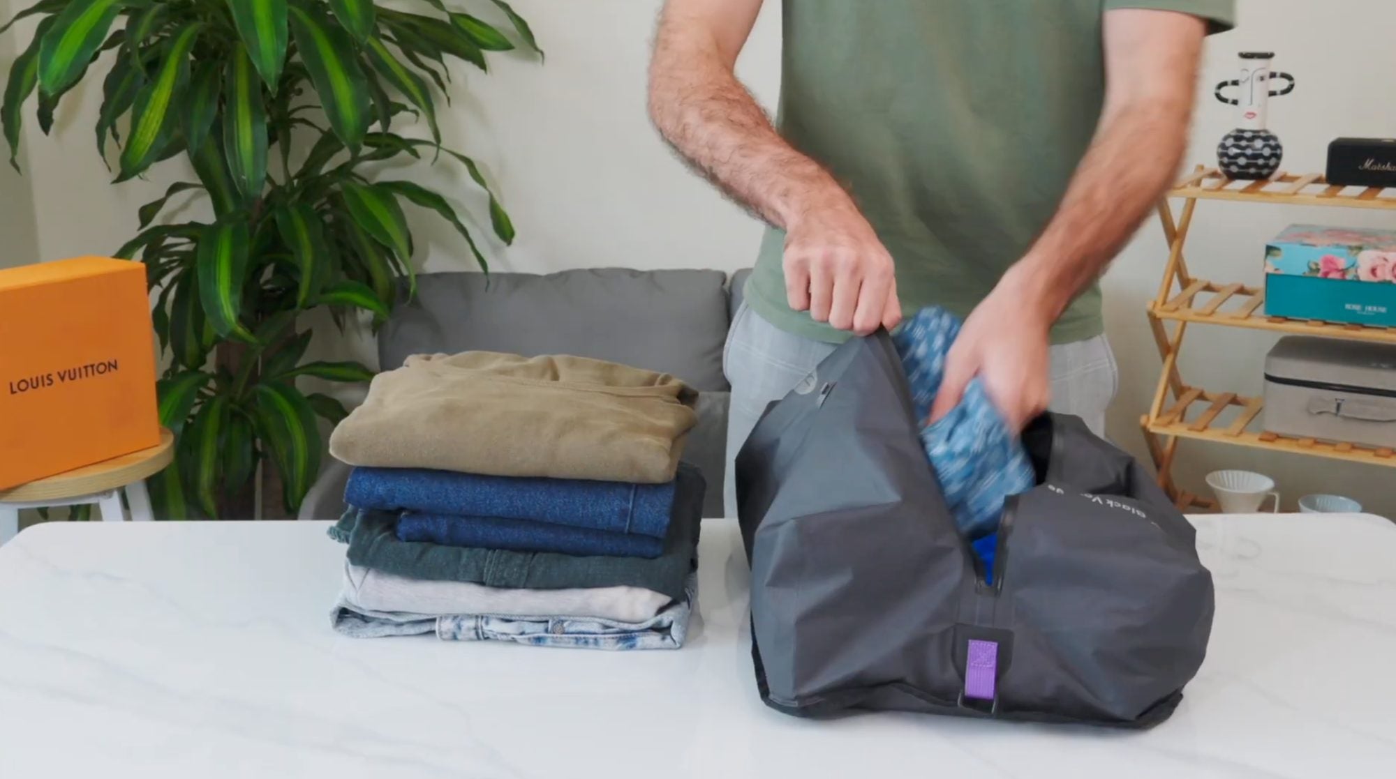 The Best Vacuum Travel Bag for Travel? A Simple Buyer’s Guide for Travelers