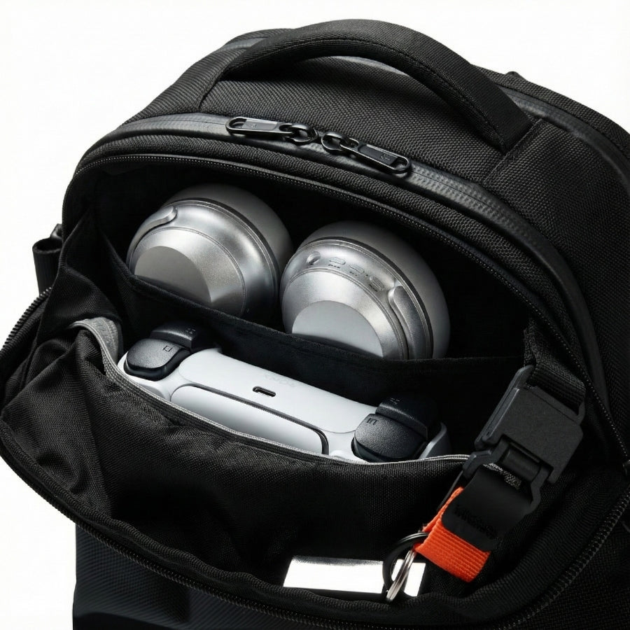 Aero 60L Vacuum-Seal Air Compression Travel Backpack – Black Voyage