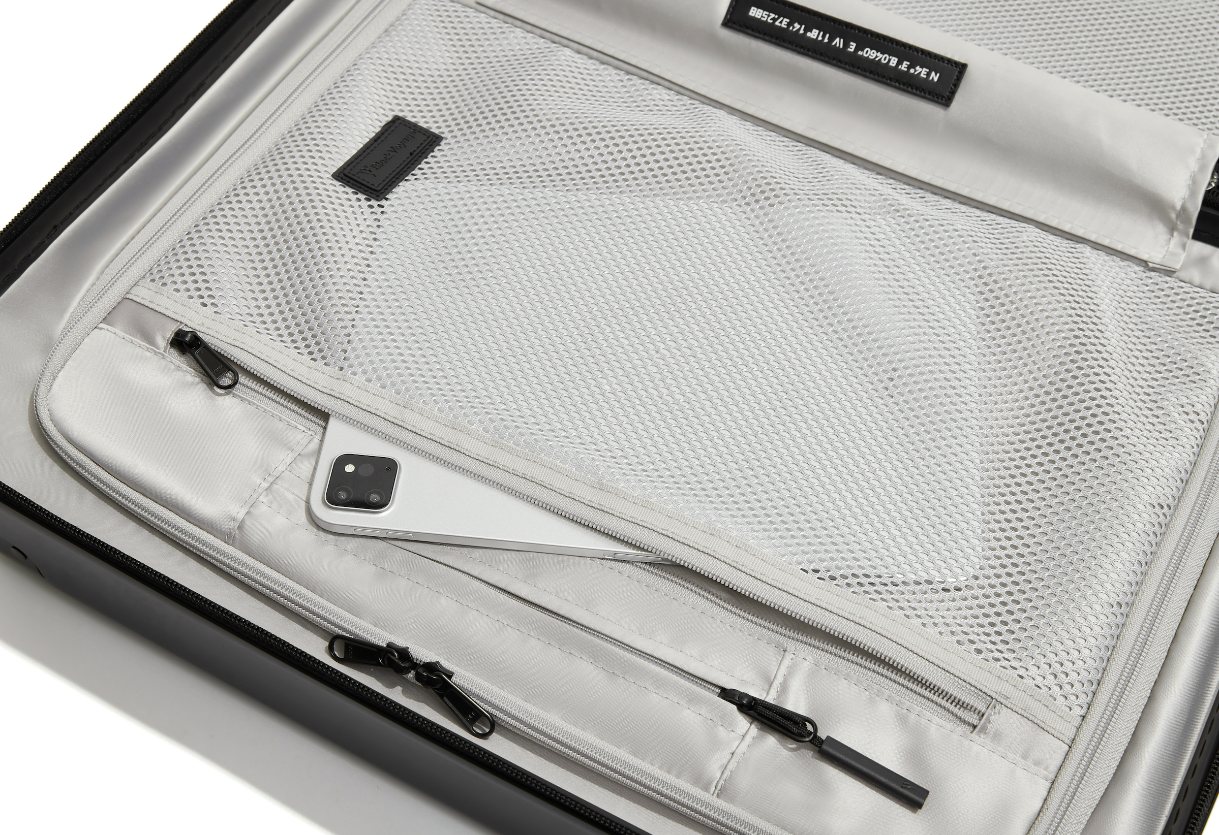 20" AirCabin PRO - 80L Carry-On Vortex Vacuum-Seal Air Compression Suitcase