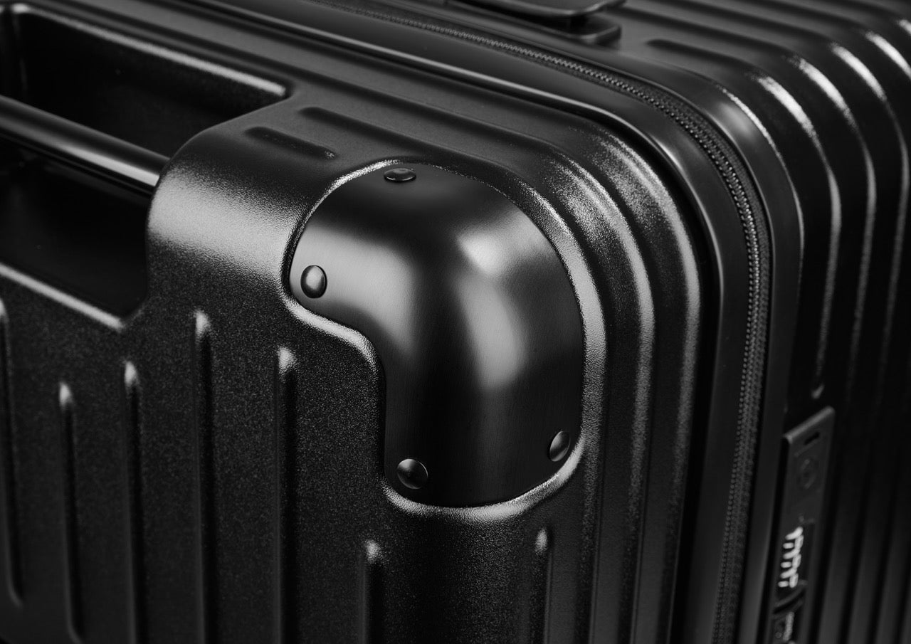 28" AirTrunk Pro - 120L