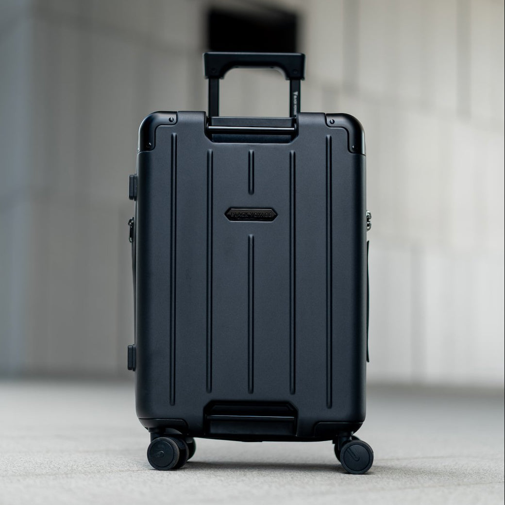 AirCabin Vortex Vacuum - Seal Carry - On Suitcase (BLK.) - BlackVoyage
