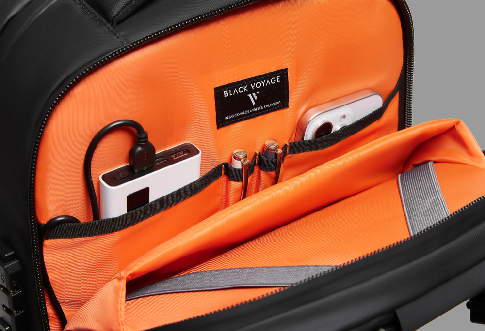 Zephyr - 60L Vortex Vacuum-Seal Travel Backpack