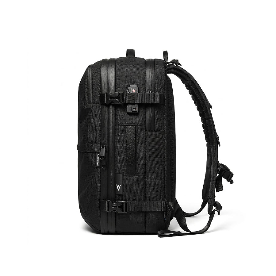 blackvoyage-backpack-aero-corudra-side1.jpg