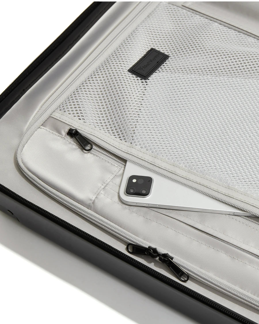 20" AirCabin Pro 63L