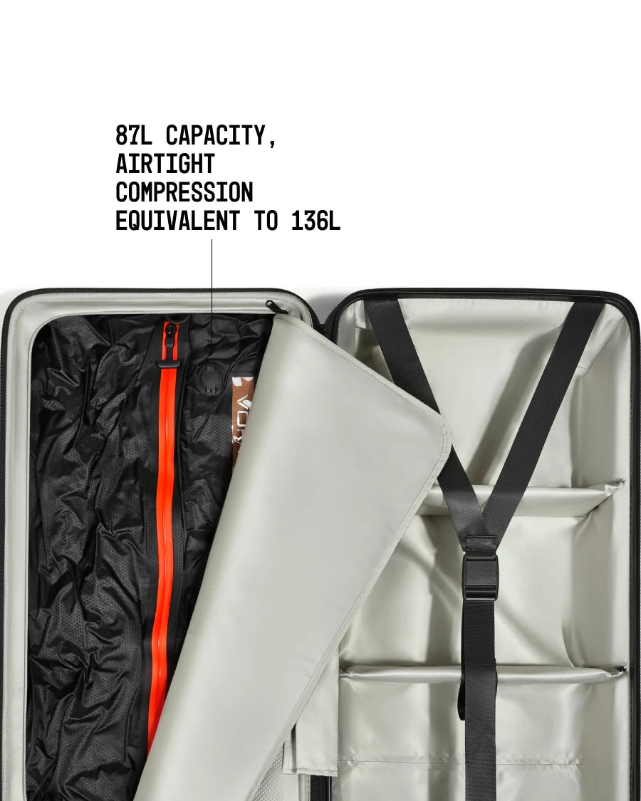 28" AirTrunk Pro - 136L