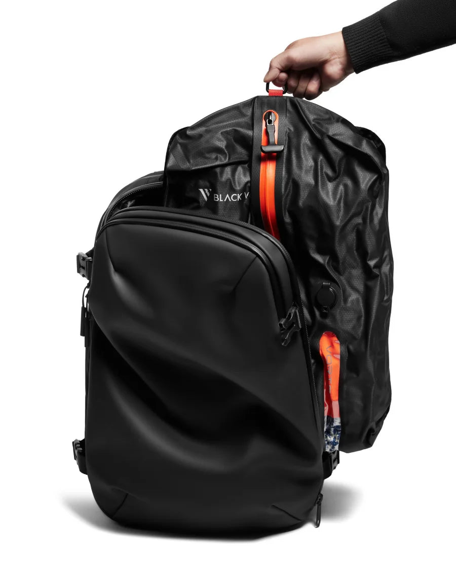 18L Vortex Seal Compression Travel Cube